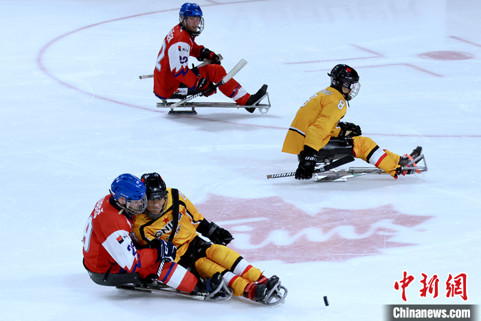 加拿大穆斯乔市残奥冰球世锦赛A组铜牌战：中国