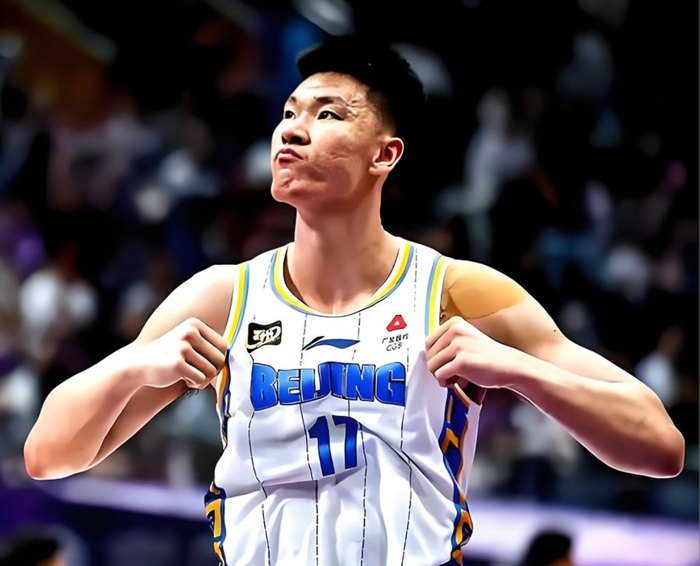 范子铭七场未登场终复出，许利民称其攻防作用