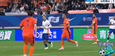 克雷桑客场破门创外援进球纪录 山东泰山逆转青